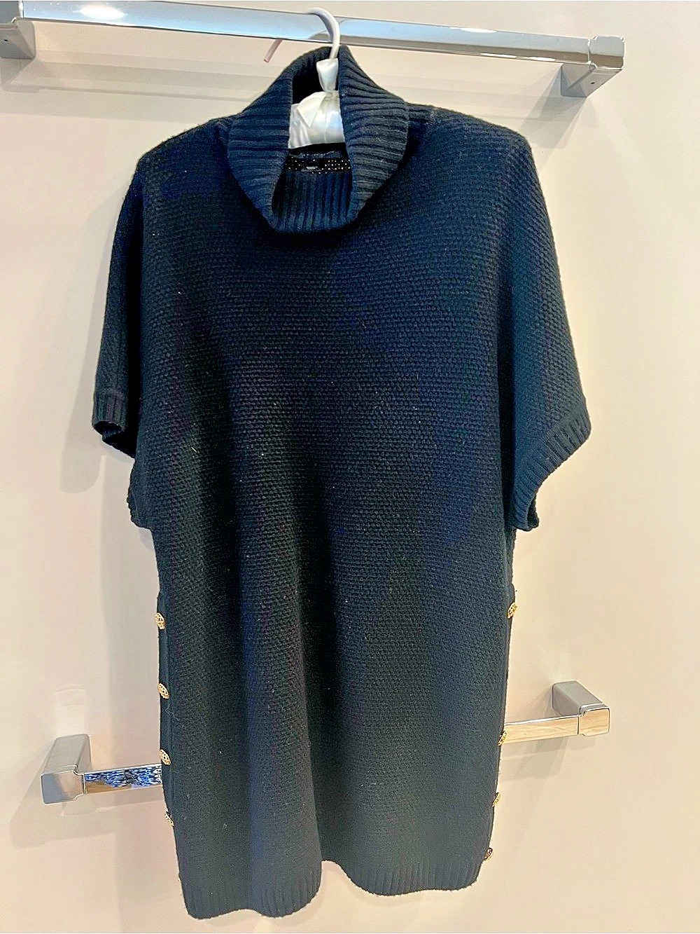St. John Cashmere Wool Knit Tunic in Black Size P
